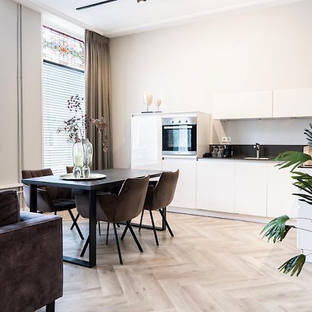 Stadsvilla Tilburg 3 luxe kamers met tuin Anna Paulowna Buitenkant foto
