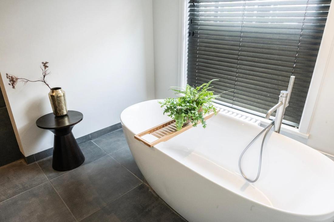 Stadsvilla Tilburg 3 luxe kamers met tuin Anna Paulowna Buitenkant foto
