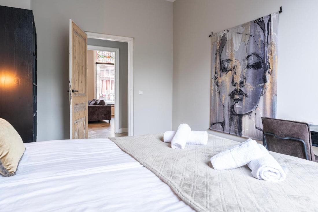 Stadsvilla Tilburg 3 luxe kamers met tuin Anna Paulowna Buitenkant foto
